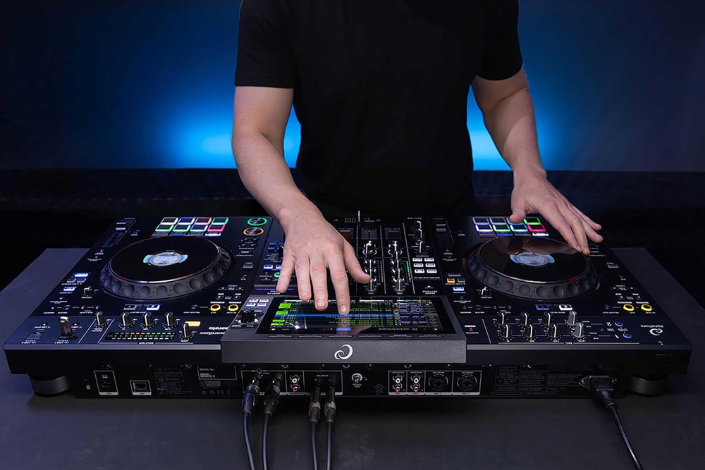 XDJ-AZ 4-Channel Digital DJ System