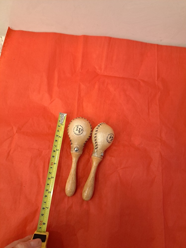 Tycoon Percussion Medium Maracas - Cowskin (TMSC-70)