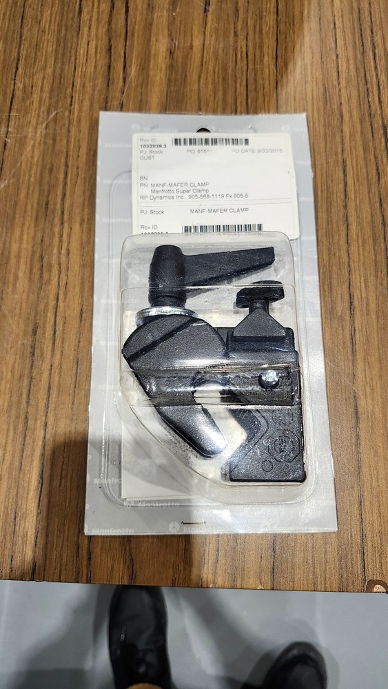 Manfrotto 035 Super Clamp - No Stud