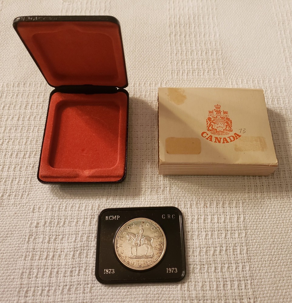 1973 Canada RCMP MOUNTIE SILVER Dollar ORIGINAL PACKAGING