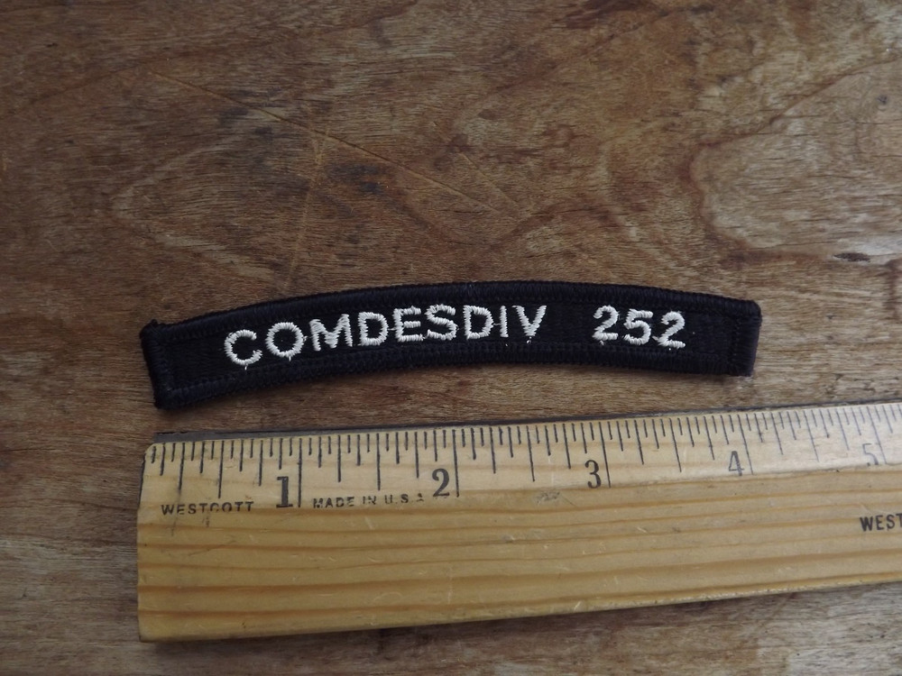 Navy COMDESDIV 252 Tab - INV# C1478