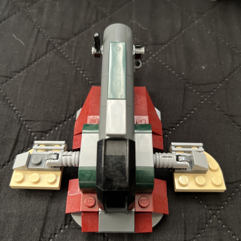 star wars tiny lego tie fighters and Madalorian ship