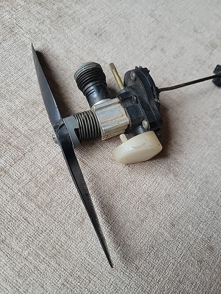 Vintage Rc Plame Motor Unknown Maker With Propeller