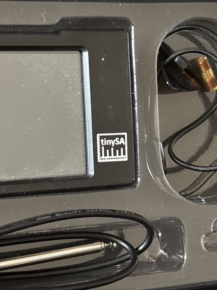 Tiny Spectrum Analyzer TinySA 100kHz-960MHz Portable Frequency Analyzer in Box
