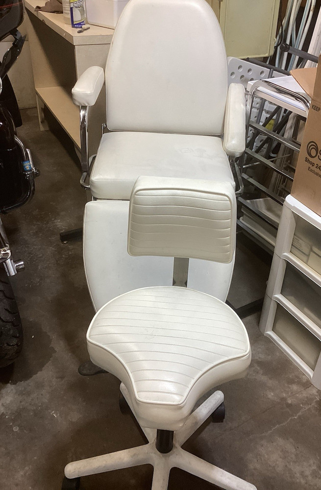 Facial bed and stool