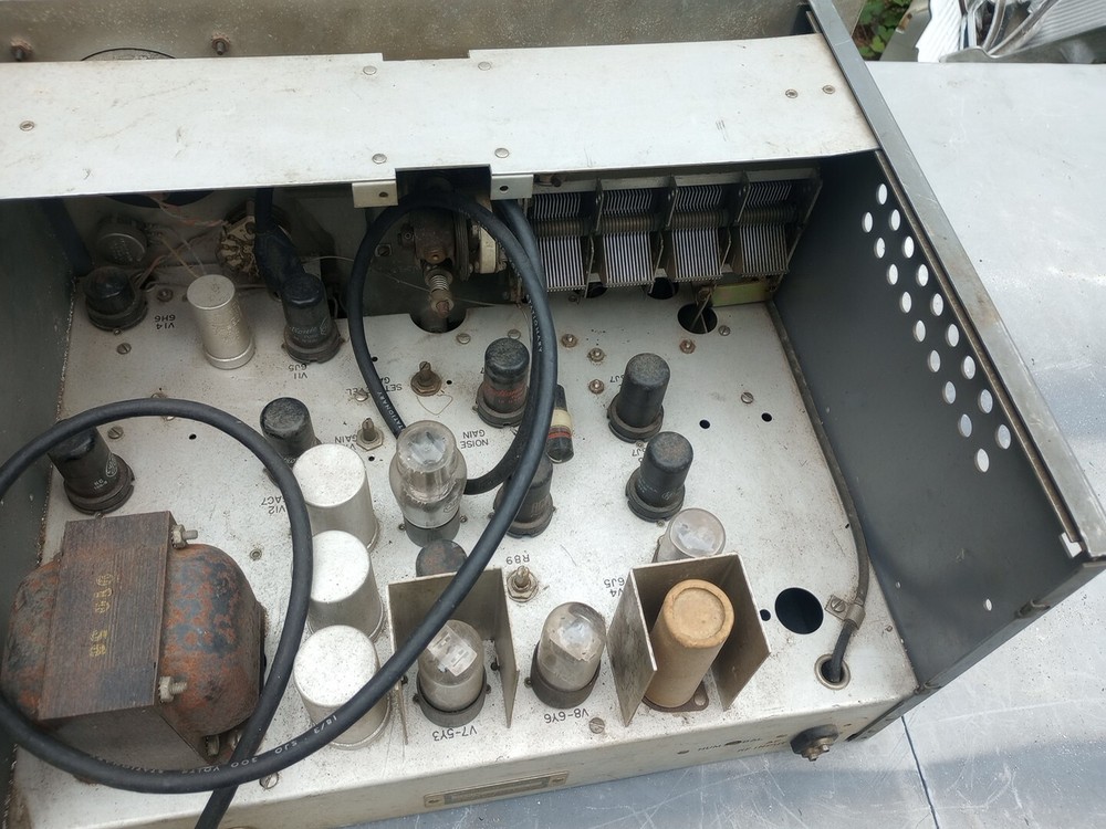 HP Model 330 B Distortion Analyzer