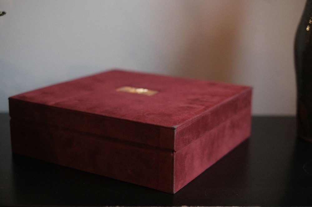 Konica Hexar RF Velvet Presentation Box