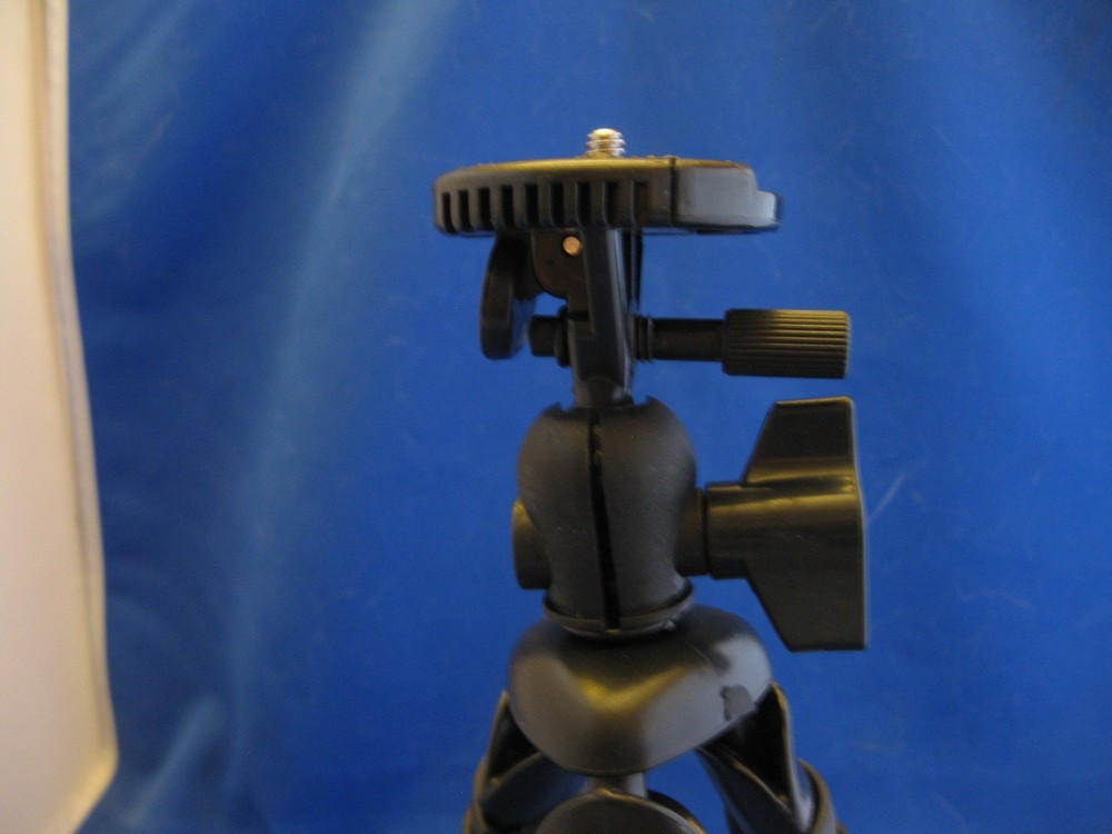 Focus Pro Series 12" Flexible Tripod - Universal Camera Mount, NEW Open box