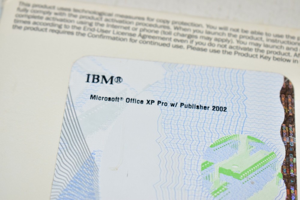IBM Microsoft Office XP Professional w/ Publisher 2002 - 3 Disc Set