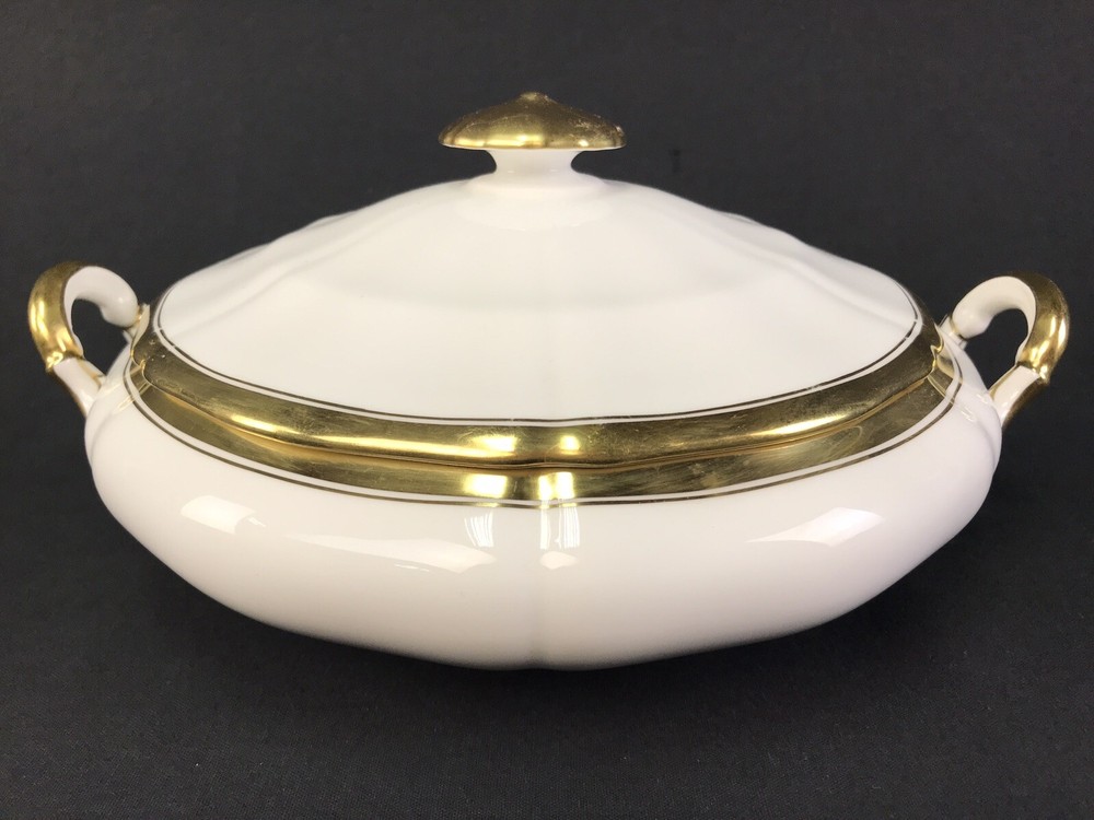 Adderley SANDRINGHAM Covered Handled Vegetable Dish Bowl Gold Trim