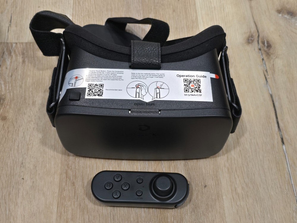 Destek VR5 Smartphone VR Headset w Controller Black