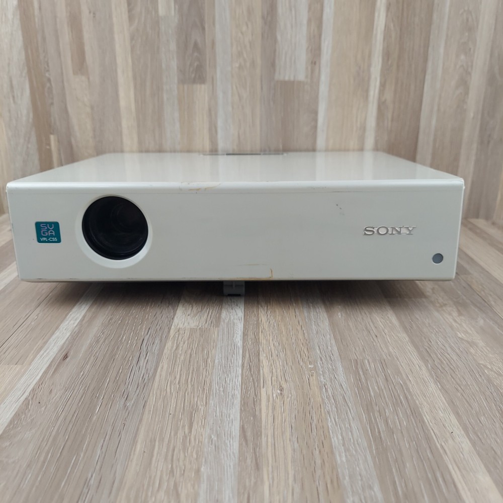 Vintage Sony Data Projector Model No VPL-CS5 ~ White