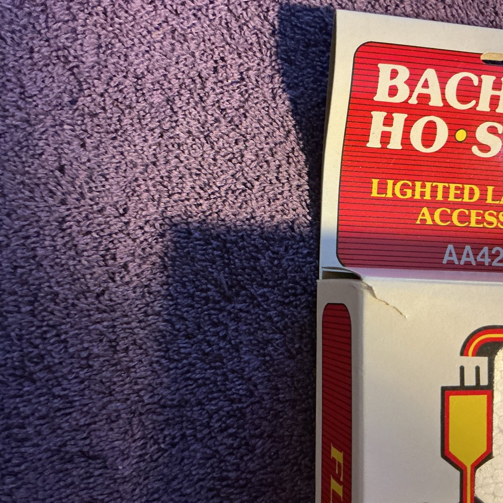 Bachmann HO Scale AA424013 Lighted Landscape Accessories NOS