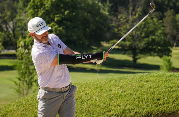 FLYTGolf "Chipping Sleeve" .... Control that swing increase your accuracy!