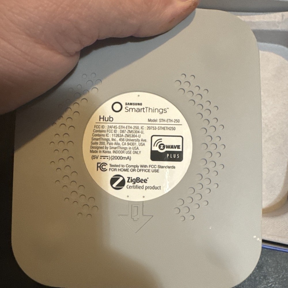 Samsung Smart Things Hub New-Open Box. Never Used.
