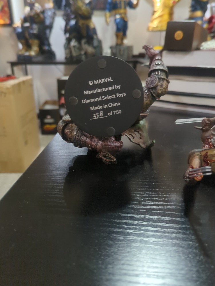 Diamond Select Zombie Bust Lot