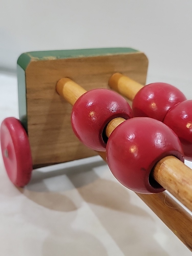 Vintage 1950s "Peg A Way" Wooden Pull Toy A Right Time Toy Missing Pull String