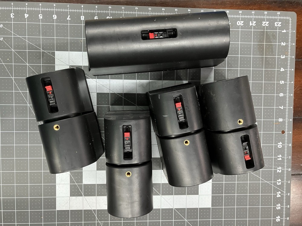 McLaren Satellite Speakers Technologies MT-410. Untested