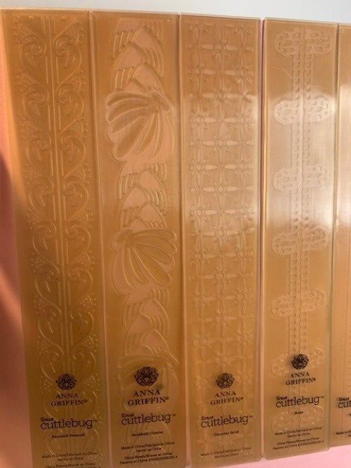 Anna Griffin Embossing Border Folder Set #7