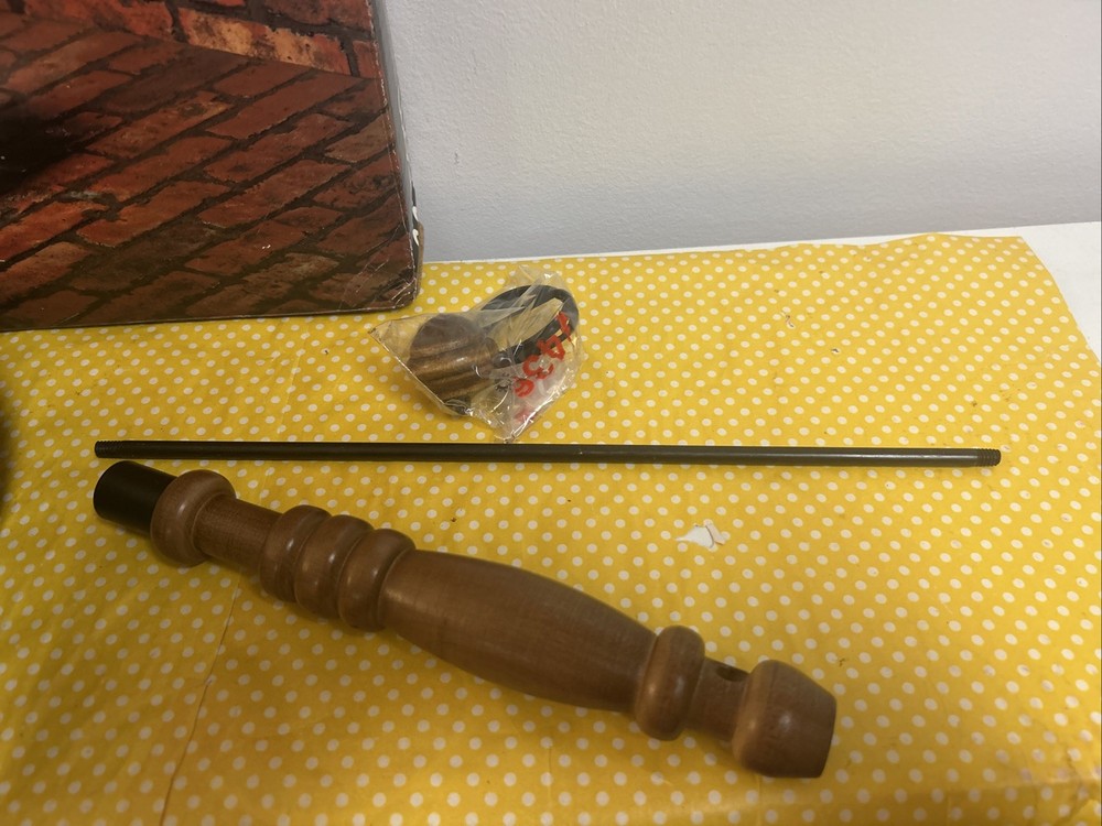 Vintage HART # 436 Campfire Popcorn Popper Wood Handle Fire Pit Opened Box READ