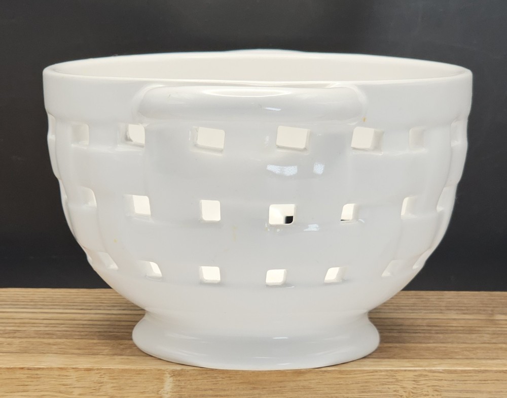 Cute Small White Ceramic Colander Basket Weave Design Fruit/Decor