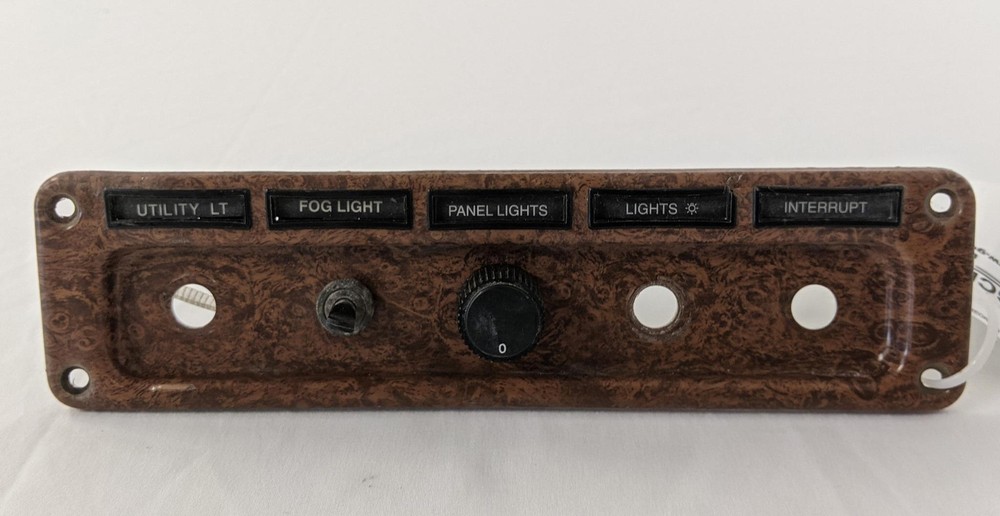Used Freightliner FLD Classic RH Dash Switch Panel -P/N 22-51856-000