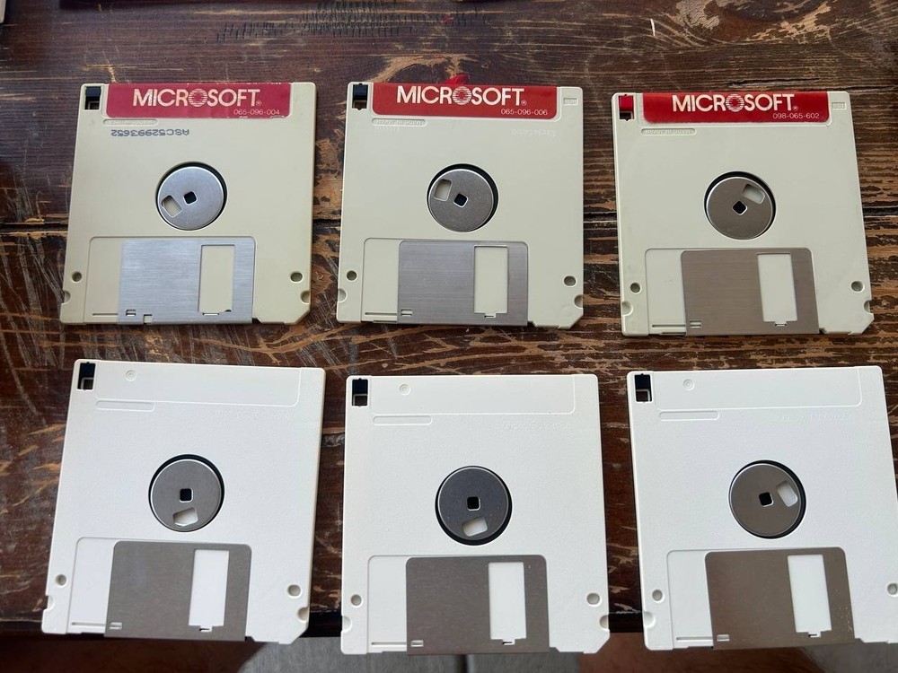 Vintage Microsoft Excel Macintosh Software 6-Disk Set Manuals Sampler