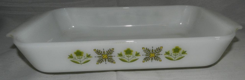 Vintage Fire King Green Meadow #432 Baking Dish 1-1/2 Quart Rectangle