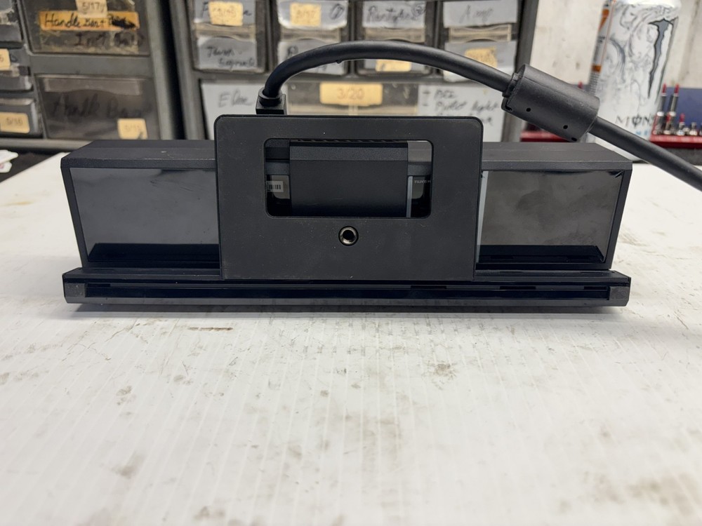 Microsoft Xbox One Kinect Sensor Motion Camera Cable Included (S96)