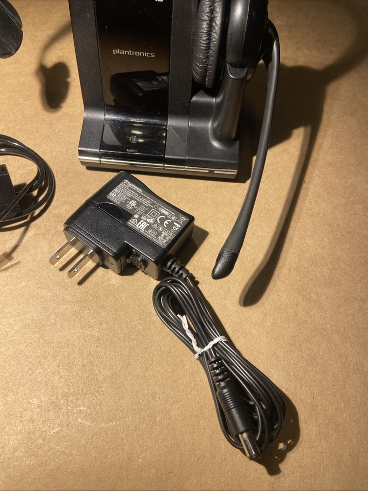Plantronics AL8-WO2 81242 Wireless Headset System Base & Headset