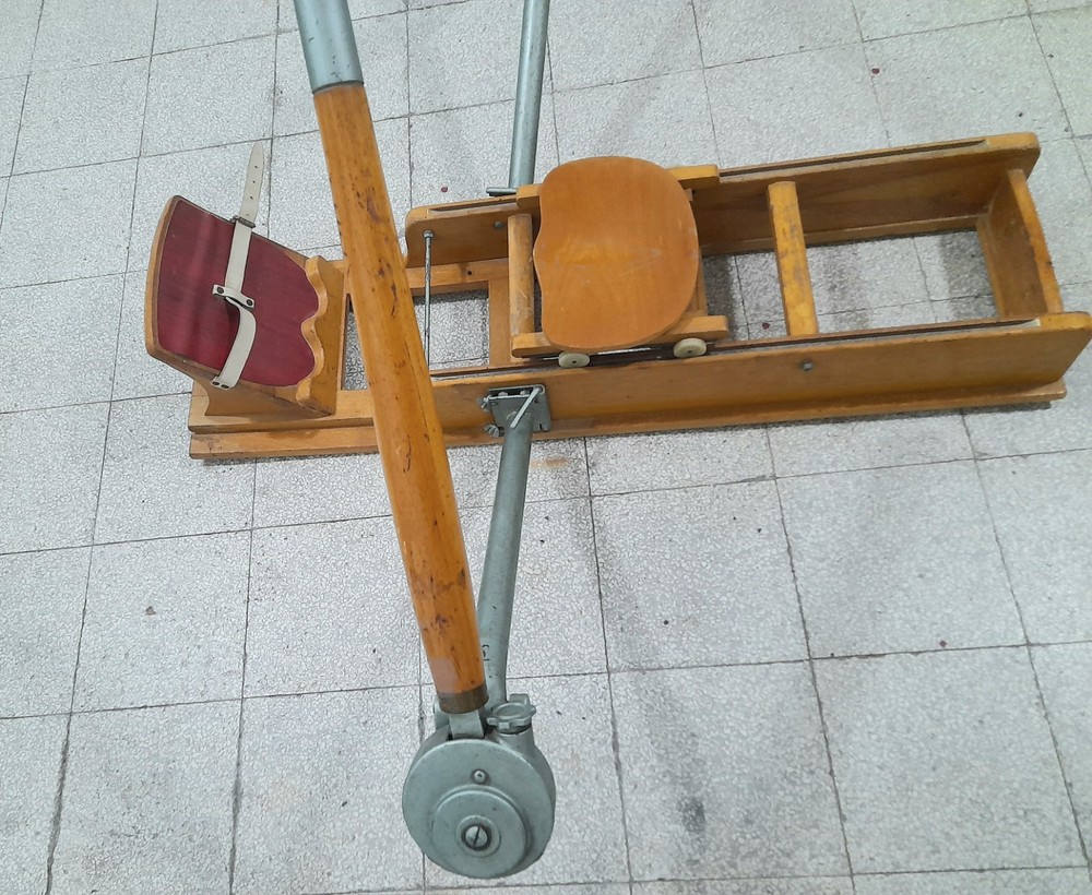 Rowing machine "Lamborgini" 1940s - Solid wood and iron - READ DESCRIPTION