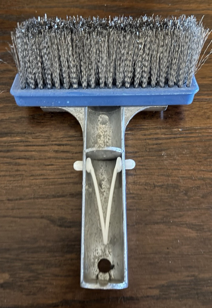 Blue Devil Pool Algae Brush B3105 5 Inch