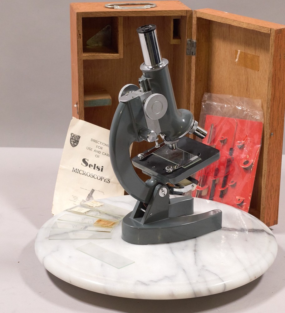 Selsi 1200x microscope with box and accessories. Immaculate condition.