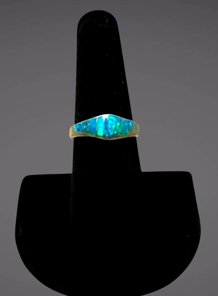 Sterling Silver Inlay Blue Lab Created Opal Band Ring Size 6
