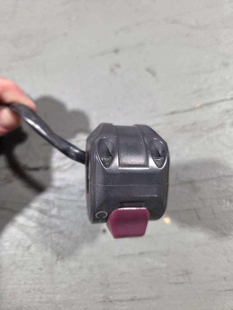 Used 13-14 Ducati Multistrada 1200s Engine Kill Switch 65010131c