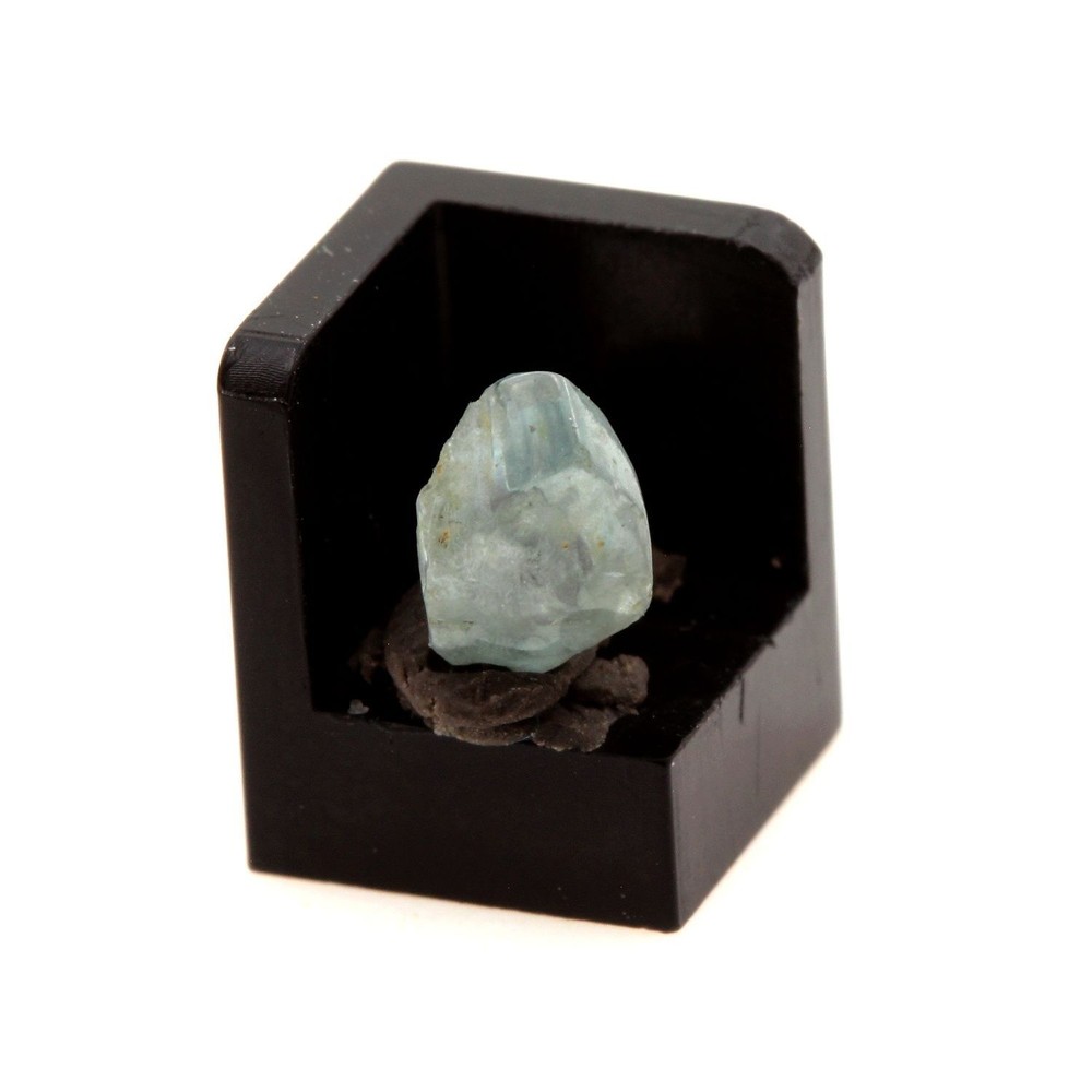 Zircon. 0.60 Ct. Pailin District, Cambodia.