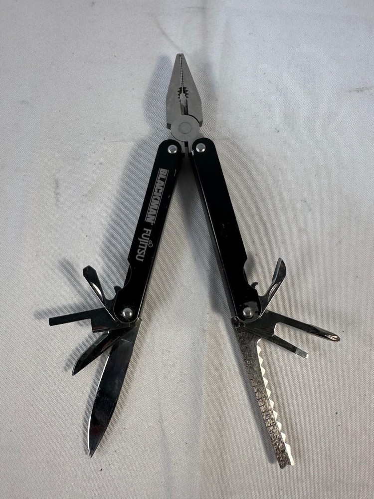 Blackman Fujitsu Multi Tool Camping