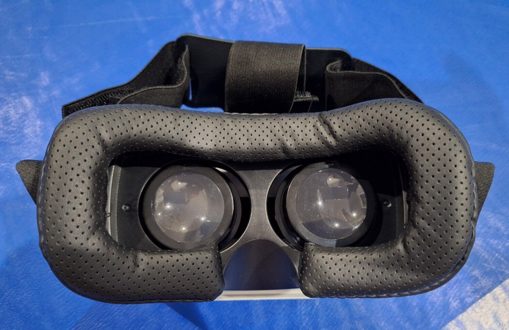 Onn VR Headset