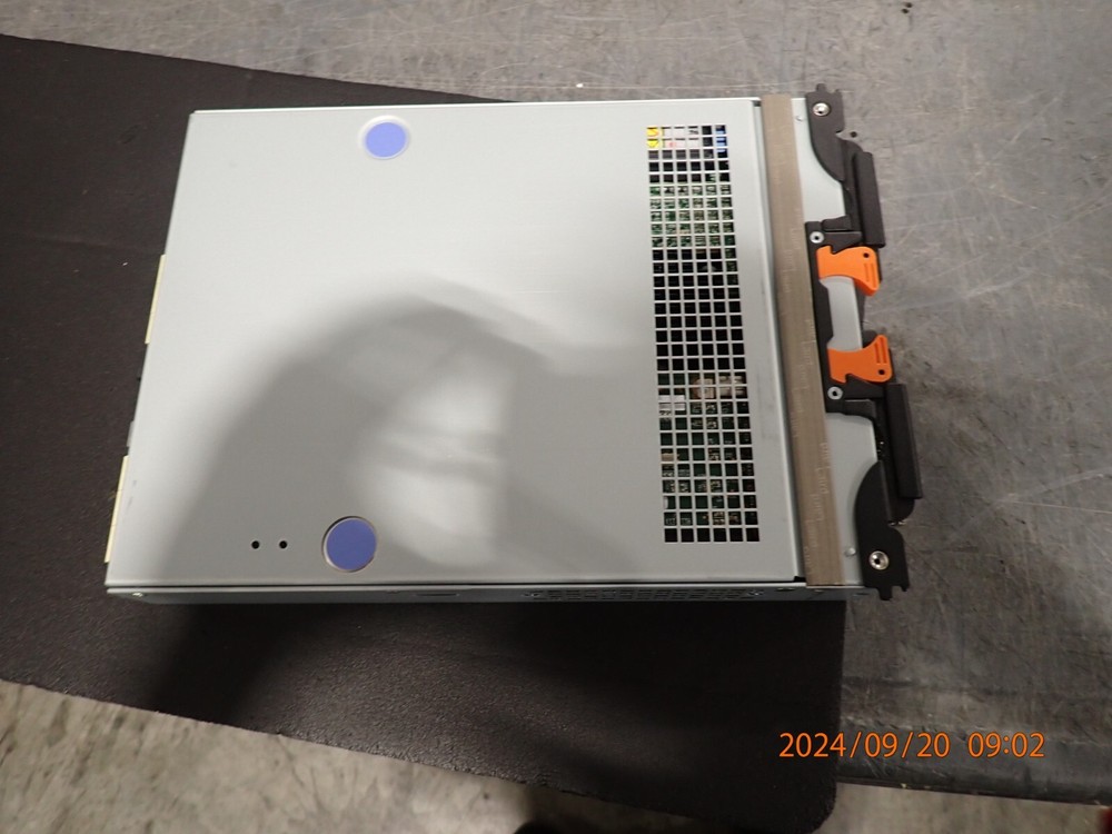 IBM 01LJ610 Storwize V5030F All-Flash Array Controller Node 01AC369