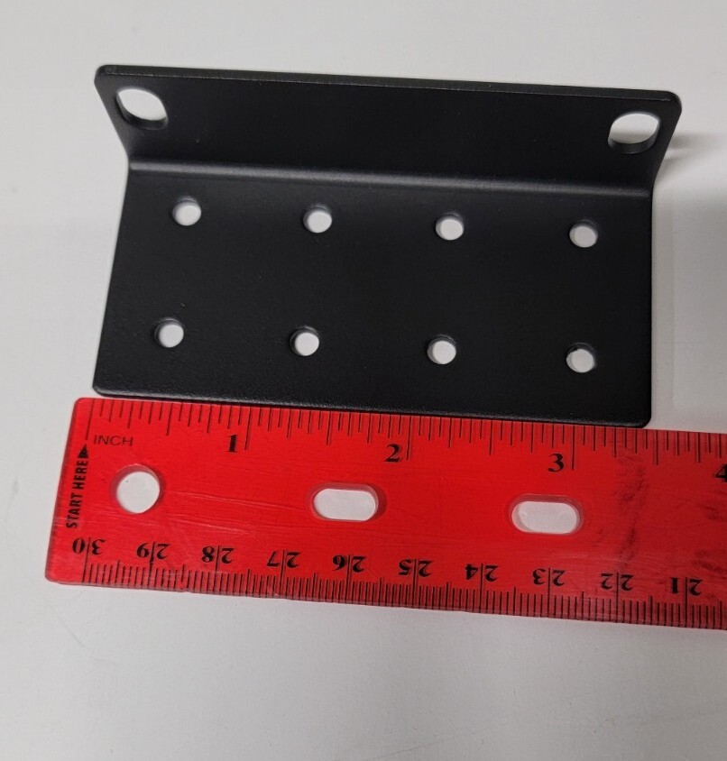 RACK MOUNT EAR BRACKETS 2U/NEW