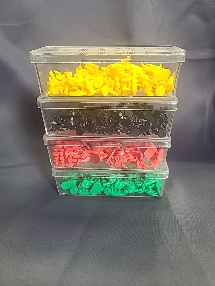 4 RISK BOARD GAME REPLACEMENT ARMIES IN CLEAR RISK CASES