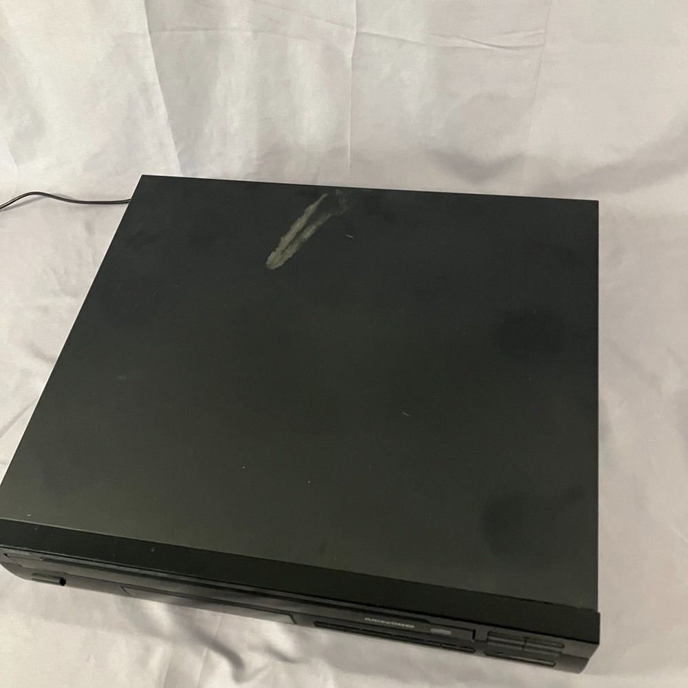 Yamaha CDC-555 5-Disc CD Changer Player Black AS-IS Untested