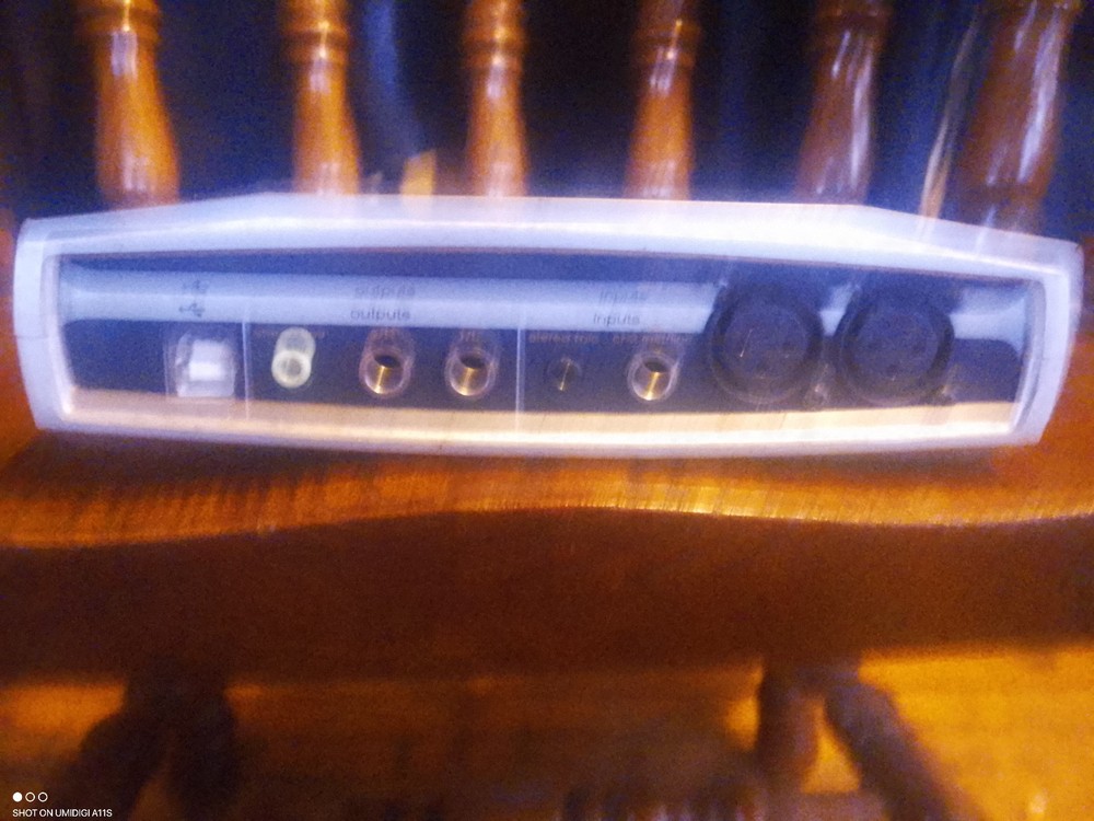 M-Audio Mobile Pre USB Audio Interface Preamp Phantom Power Mic/line Inputs 2006