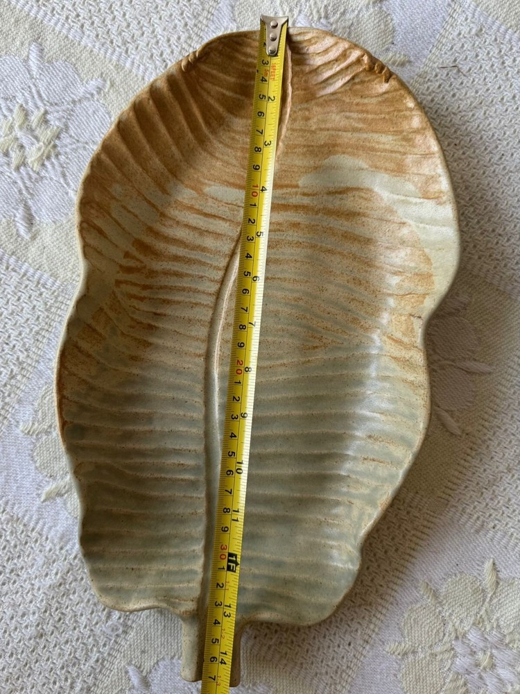 Ceramic Leaf Dish - Slightly used, Unique Design
