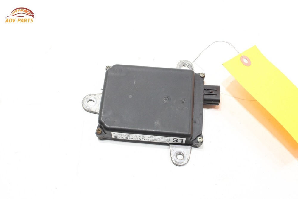 2015-2017 LEXUS LS460 LS600H REAR RIGHT SIDE BLIND SPOT RADAR SENSOR MODULE OEM