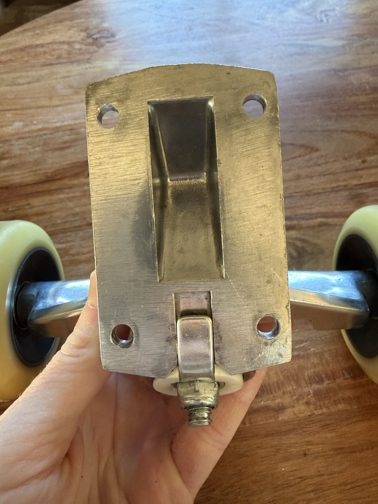Original Skateboard Trucks with Wheels