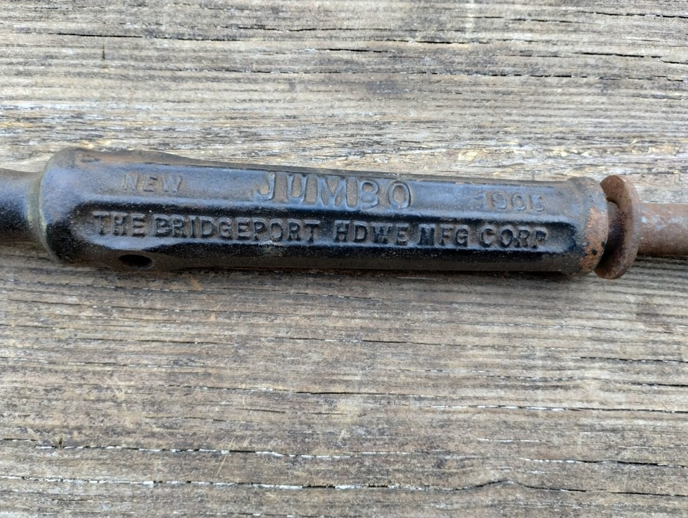 Bridgeport Hardware Jumbo 1905 Cast Iron Nail Puller