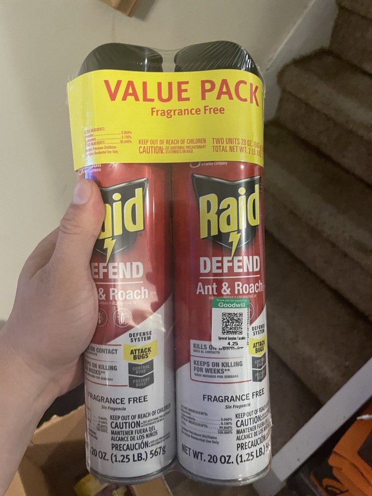 (2-PACK) Raid Defend Ant & Roach Kill On Contact 20 Oz Each FREE Shipping