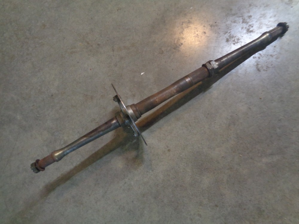 03-08 Suzuki LTZ400 Axle T8