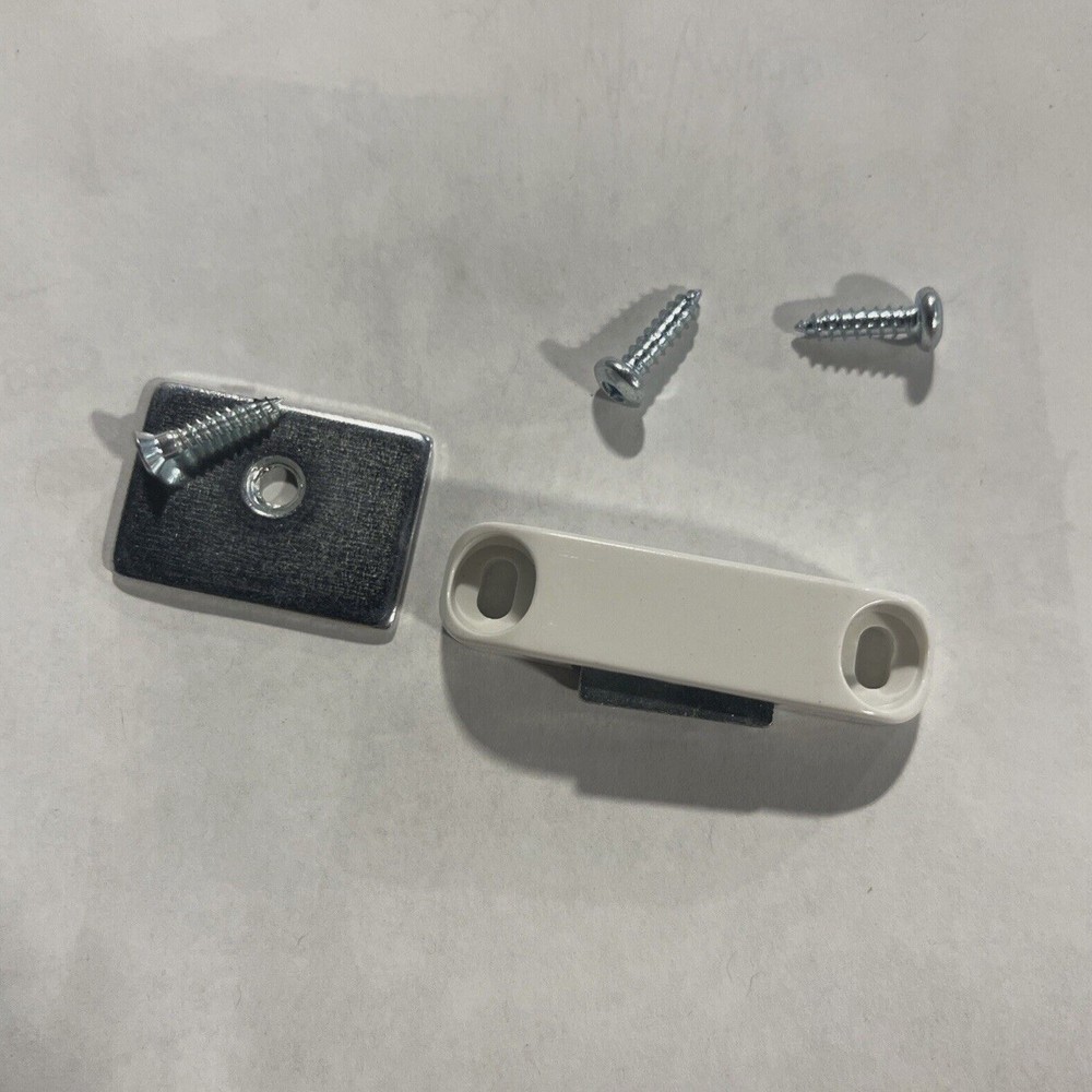 Hunter Douglas WHM80126 Shutter Magnetic Catch Kit